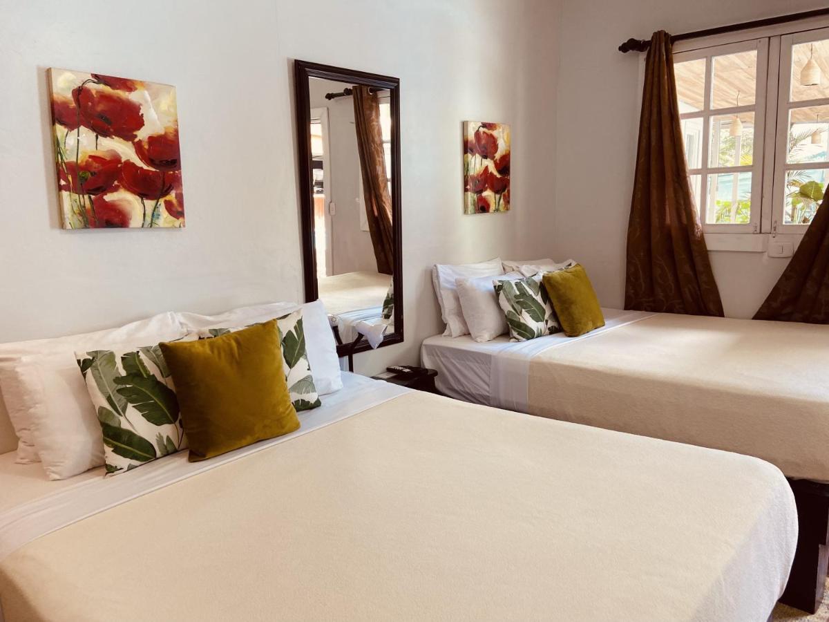 Lizard King Hotel & Suites Puerto Viejo de Talamanca Esterno foto